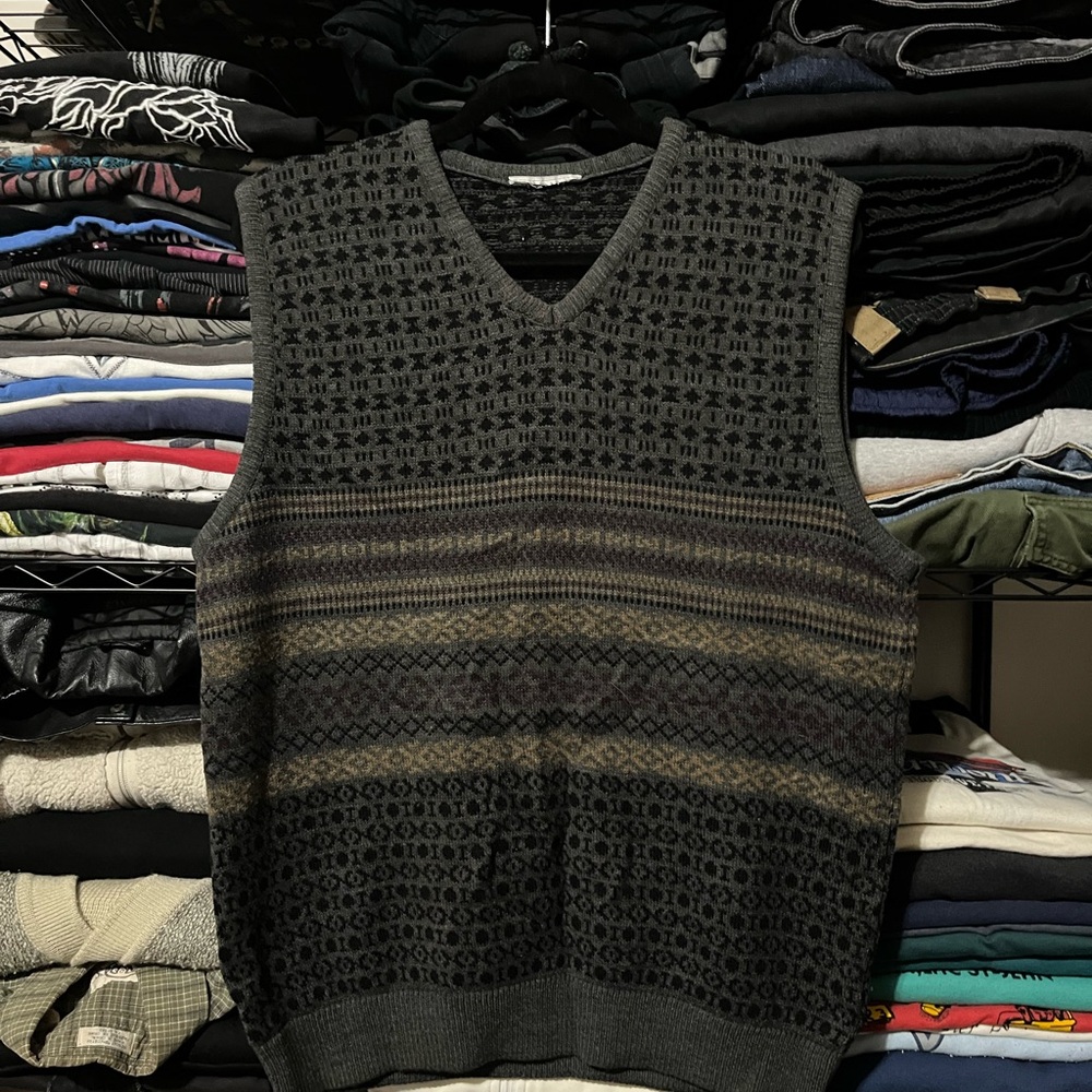 Men's Black and Gray V-Neck Sweater Vest